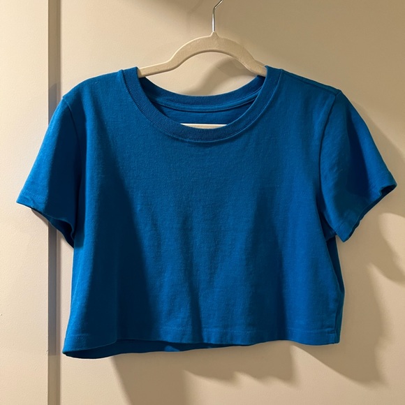 Cropped Tee - Picture 5 of 7